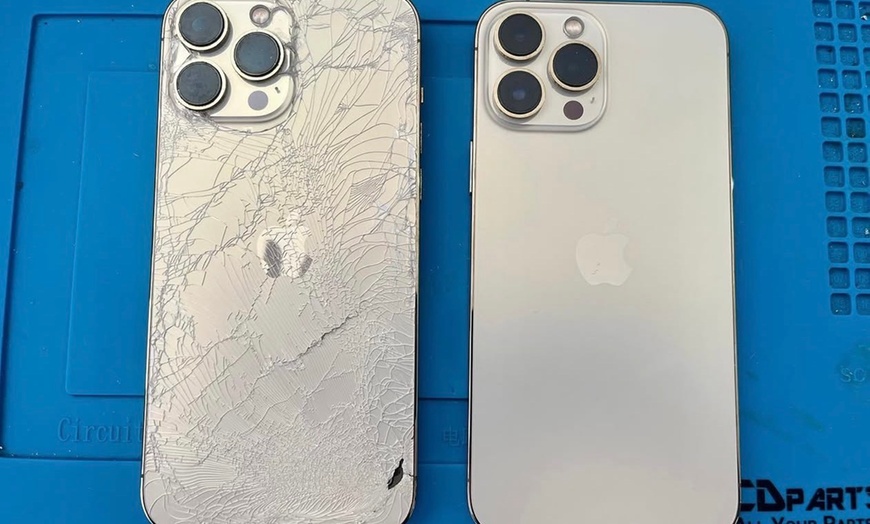 Image 7: iPhone XR/ iPhone 11/ iPhone 12, 13, 14, 15 or Prox Max Screen Repair 