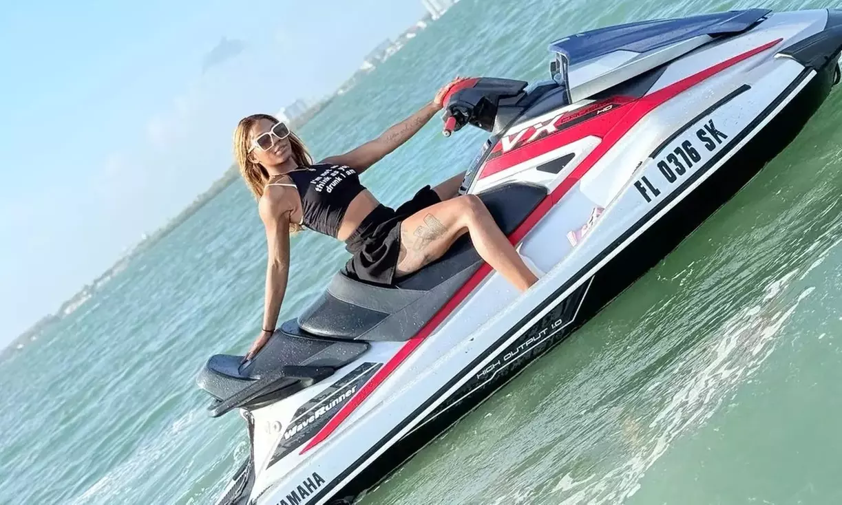 Nicewavesmiami: Double the Water Fun! Get 1hr FREE Boat Ride with 1hr Jet Ski Ride for 1 or 2 (Up to 91% Off)
