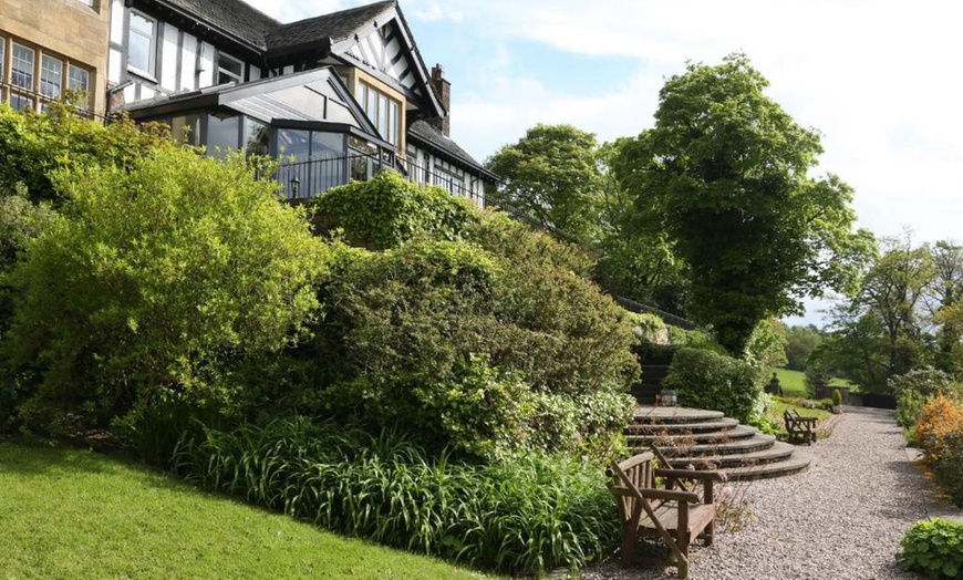 Image 13: Lancashire: Picturesque Stay for 2 with Breakfast, Dinner, Hot Tub 