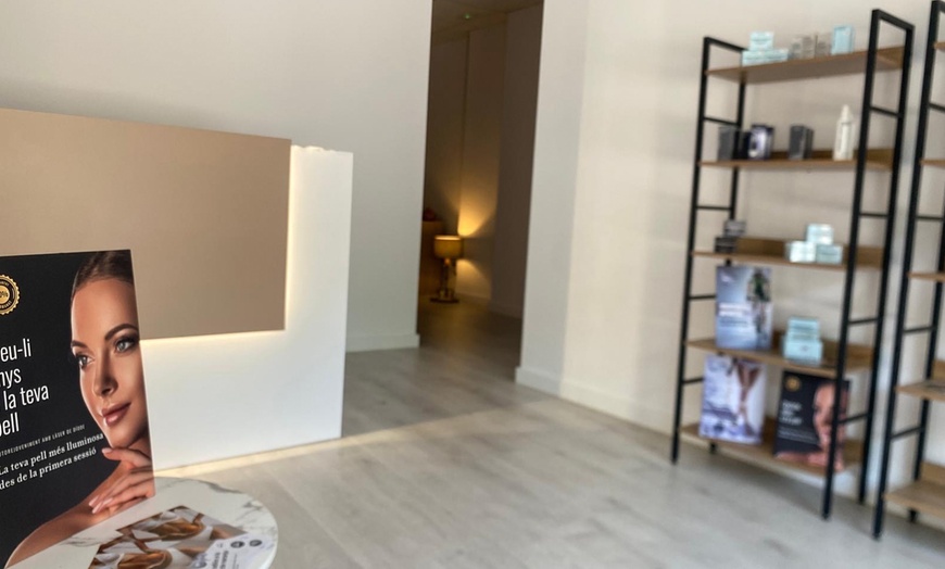 Image 11: Masaje relajante o descontracturante en pareja de 45 o 60 minutos 