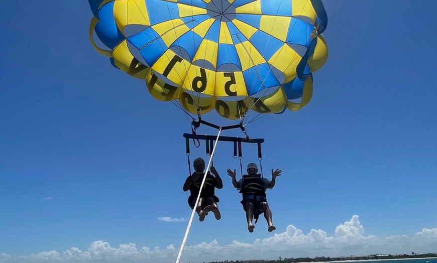 Image 5: Enjoy & Explore 90-Minute of Parasailing For Two or Four 