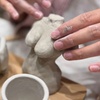 Image 1: Crea piezas de cerámica en un taller de 2 horas para hasta 8 personas