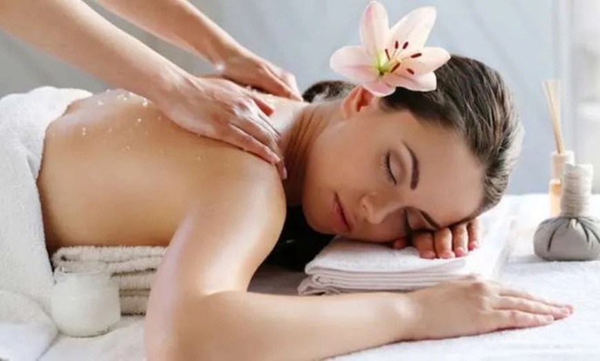 Image 1: Up to 32% Off on Deep Tissue Massage at Vita Del Sole Massage and Holistic Health
