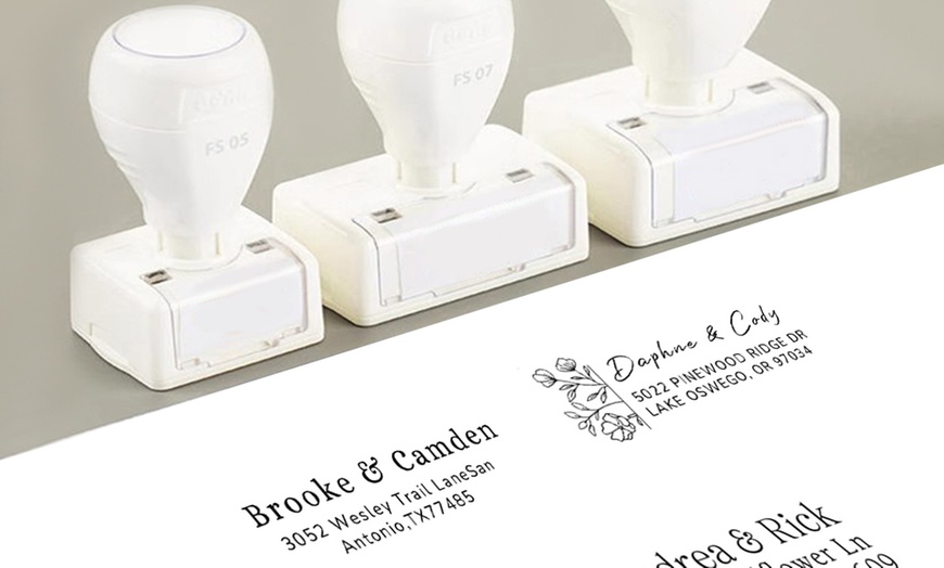 Image 4: 1-2 personalisierbare Stempel mit eigenem Text in Design nach Wahl