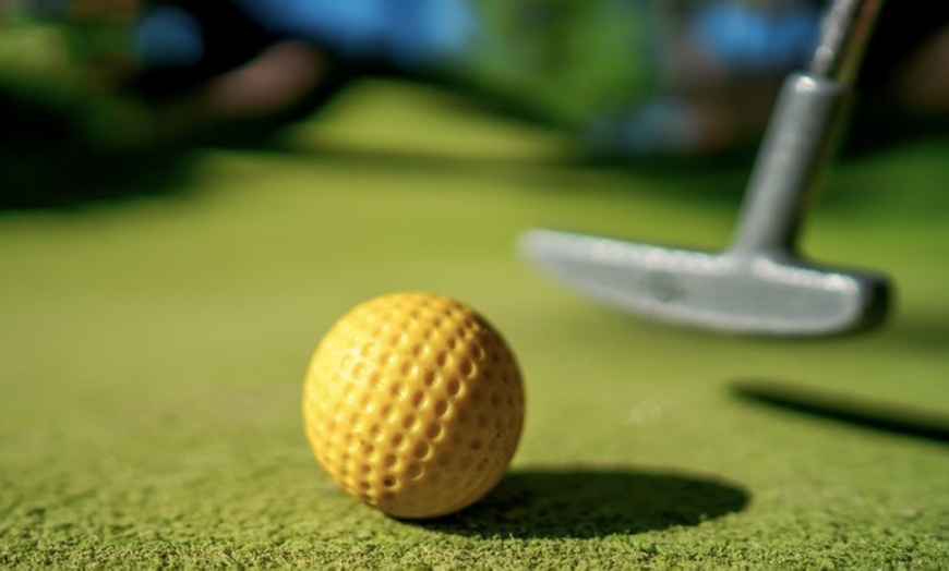 Image 13: Speelgoedmuseum meets Jurassic Park: alles-in-één ticket voor Spelebos