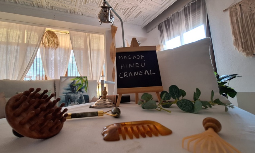 Image 4: Ritual hindú de 60 min con fruta y té, opción individual o doble 