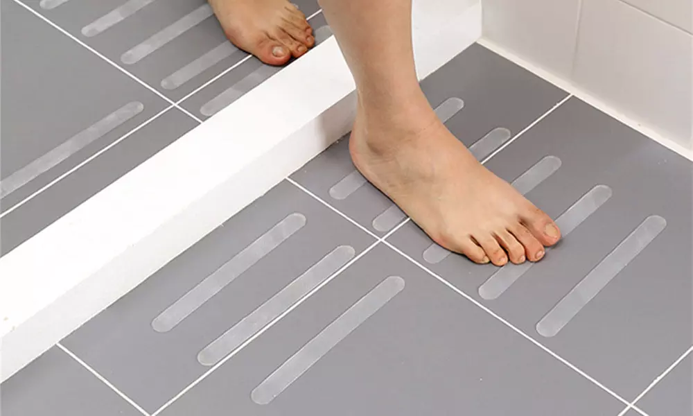 1, 2 ou 3 lots d'autocollants antidérapants de douche - Primary Image