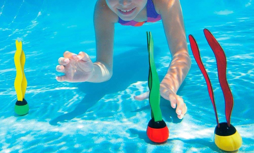 Image 2: Underwater Dive Aquatic Balls