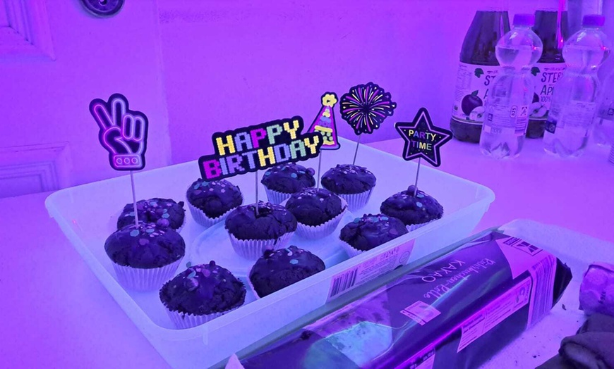 Image 5: 3 - 4 Std. Neogaming für bis zu 14 Kinder für den Kindergeburtstag