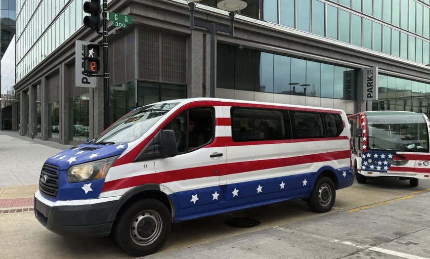 Image 5: Maximize Your Sightseeing: D.C.'s Comprehensive Minibus Tour