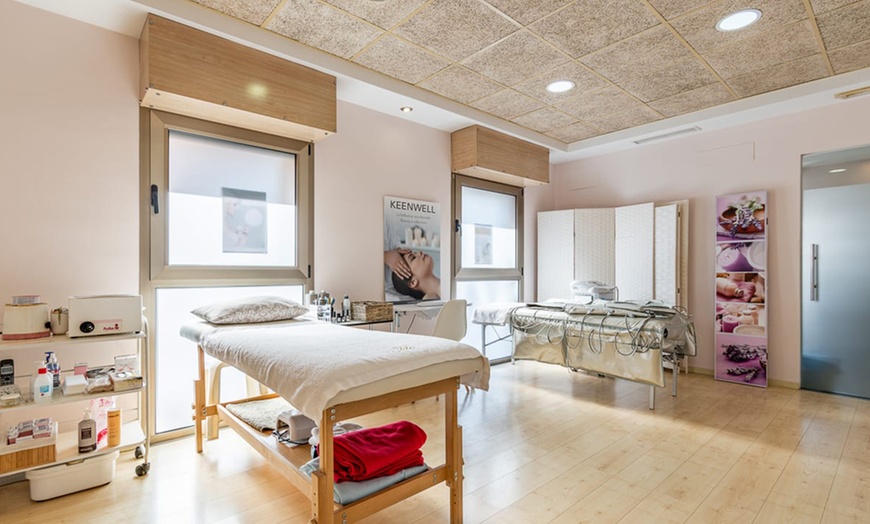 Image 3: 1 o 2 sesiones de maderoterapia corporal en zona a elegir