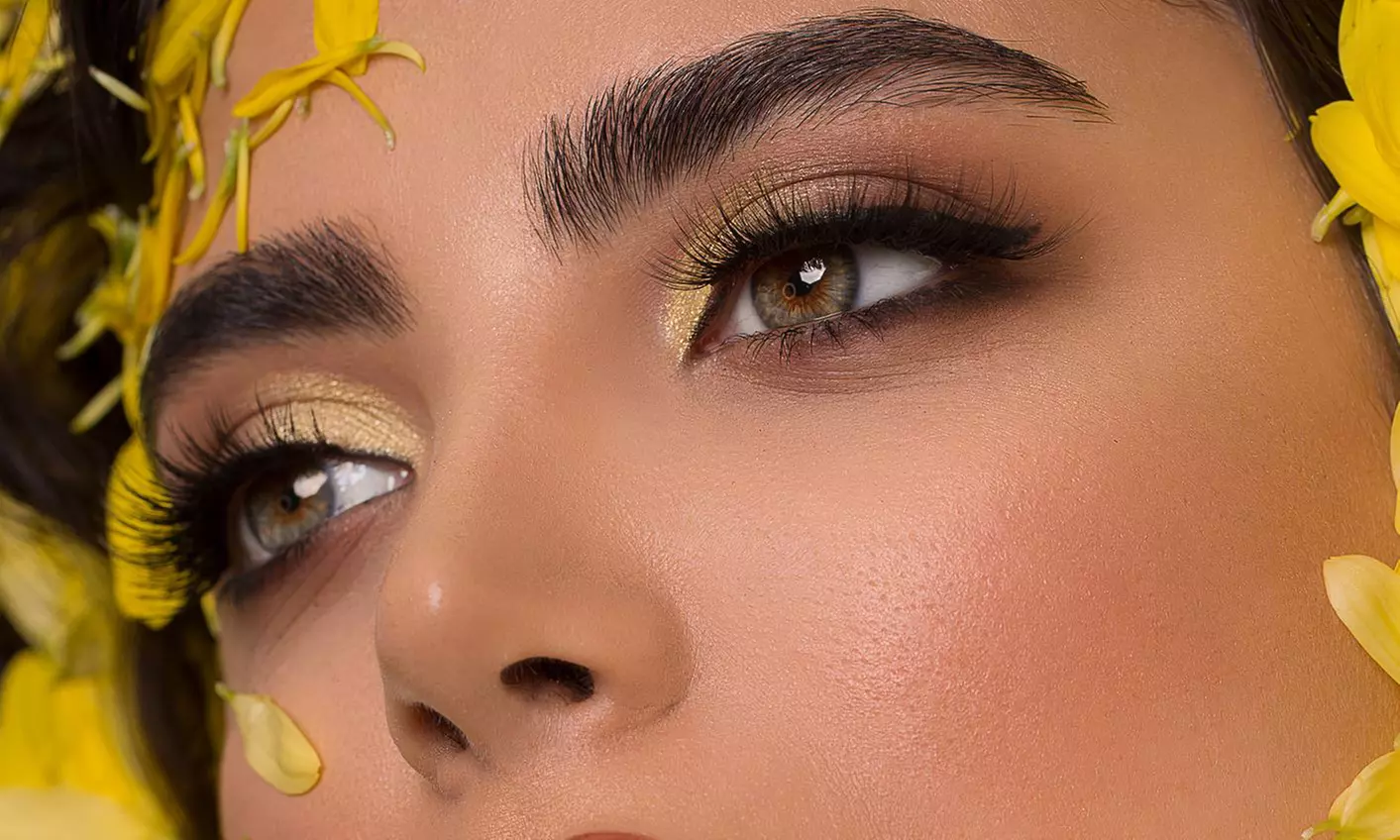 Extensiones de pestañas, volumen o natural, con cejas y diseño