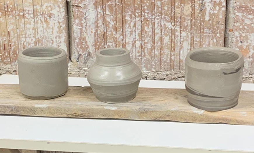 Image 3: Tu lado más artístico: taller de cerámica en torno para 1 o 2 personas