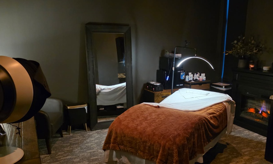 Image 4: May Mom's Spa Day Deal