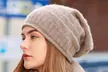 1x oder 2x Damen-Beanie aus Merinowolle in Beige, Grau oder Camel - Second Medium