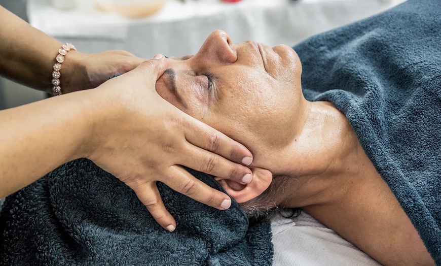 Image 4: 30 or 60 Minute Full Body Massage or Couples Massage - Dublin