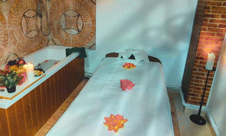 Image 5: 1 o 2 masajes a elegir de 60 o 90 minutos para 1 persona en Maspalomas 