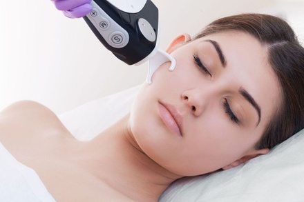 One Full-Face, Neck and, Décolletage CO2 Skin Resurfacing Treatment - SlimmThicc Aesthetics Spa