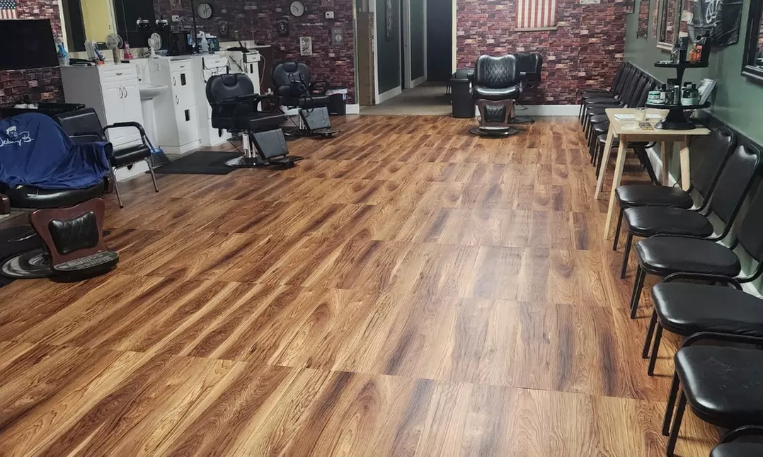 Men Grooming for a Sharp Look: Haircuts, Beard Trim, Facials or More