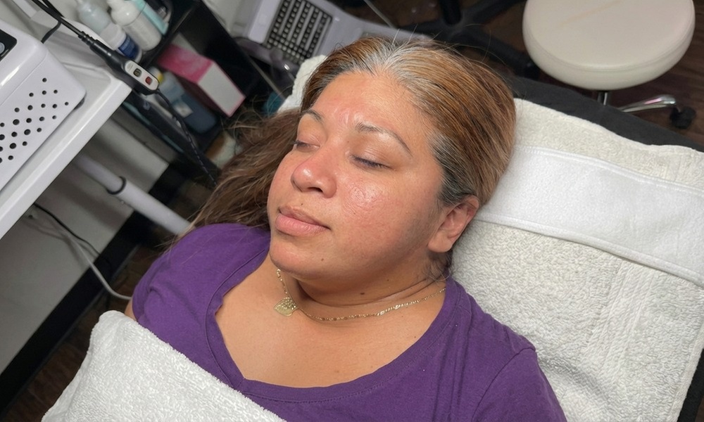 Smooth Skin with Both Legs, Underarm, Full Face, or Bikini Wax Service