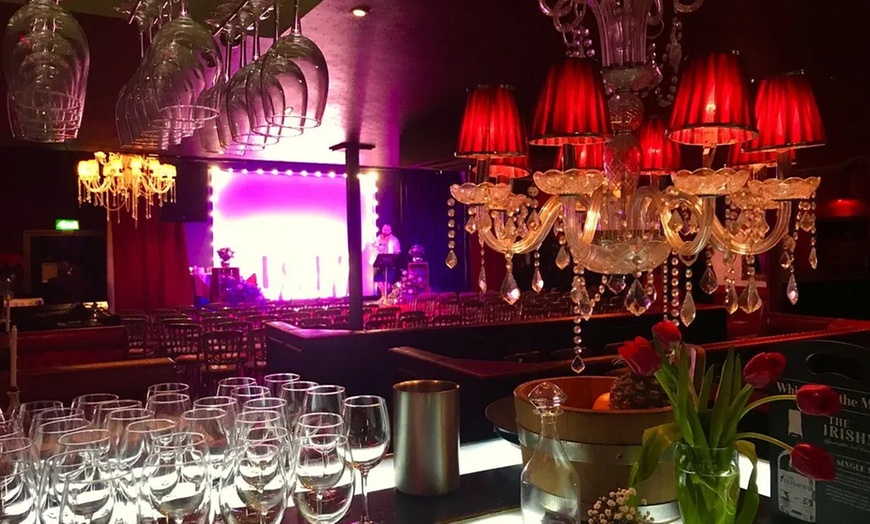 Image 2: Enjoy Cabaret Sunday Boozy Lunch & Cabaret Sunday Show For One or Two 