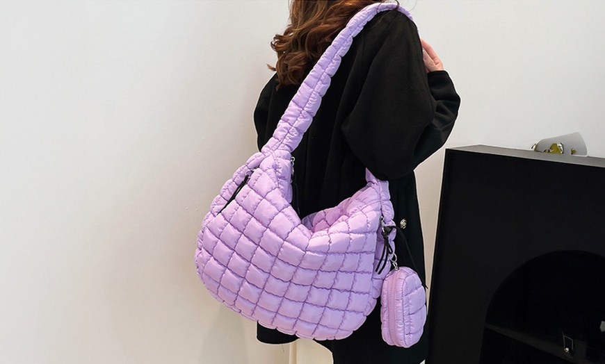 Image 1: Gesteppte Schultertasche mit abnehmbarer Mini-Tasche