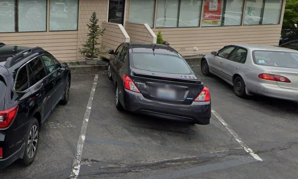 70 or 90-Minute Aromatherapy Essential Oil Shampoo Head Spa