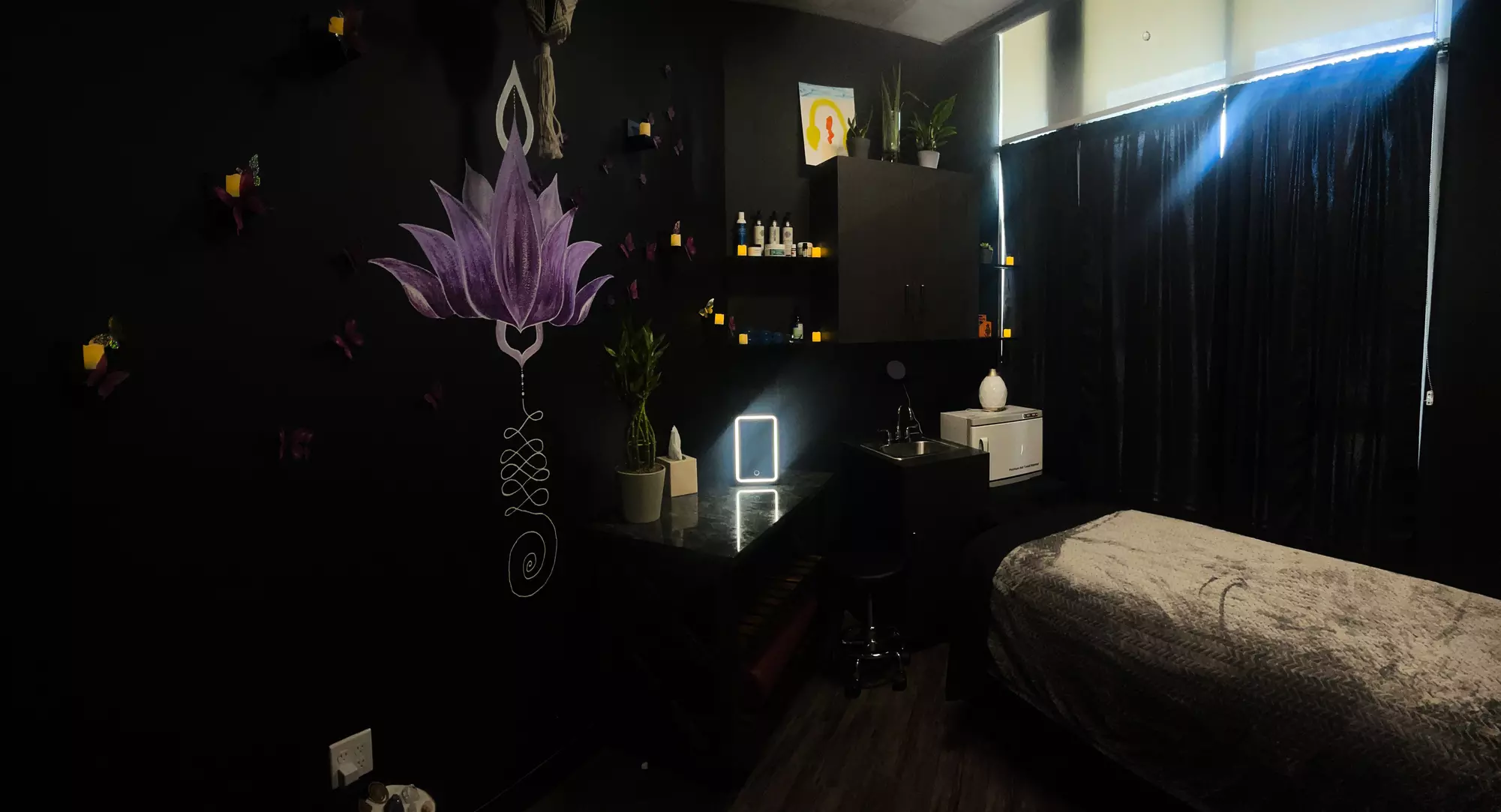 Relax with 60,75,or 90-Min Swedish, Deep Tissue, Hot Stones, & More