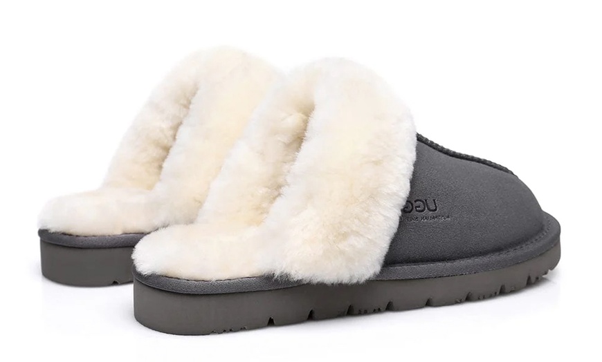 Image 12: UGG Unisex Muffin Scuff Slippers