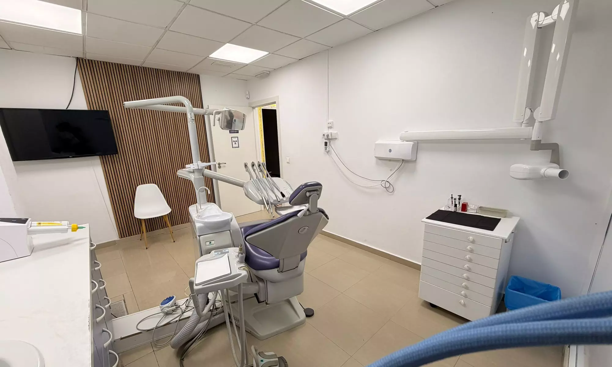 Ortodoncia metálica o estética con 6 meses de tratamiento