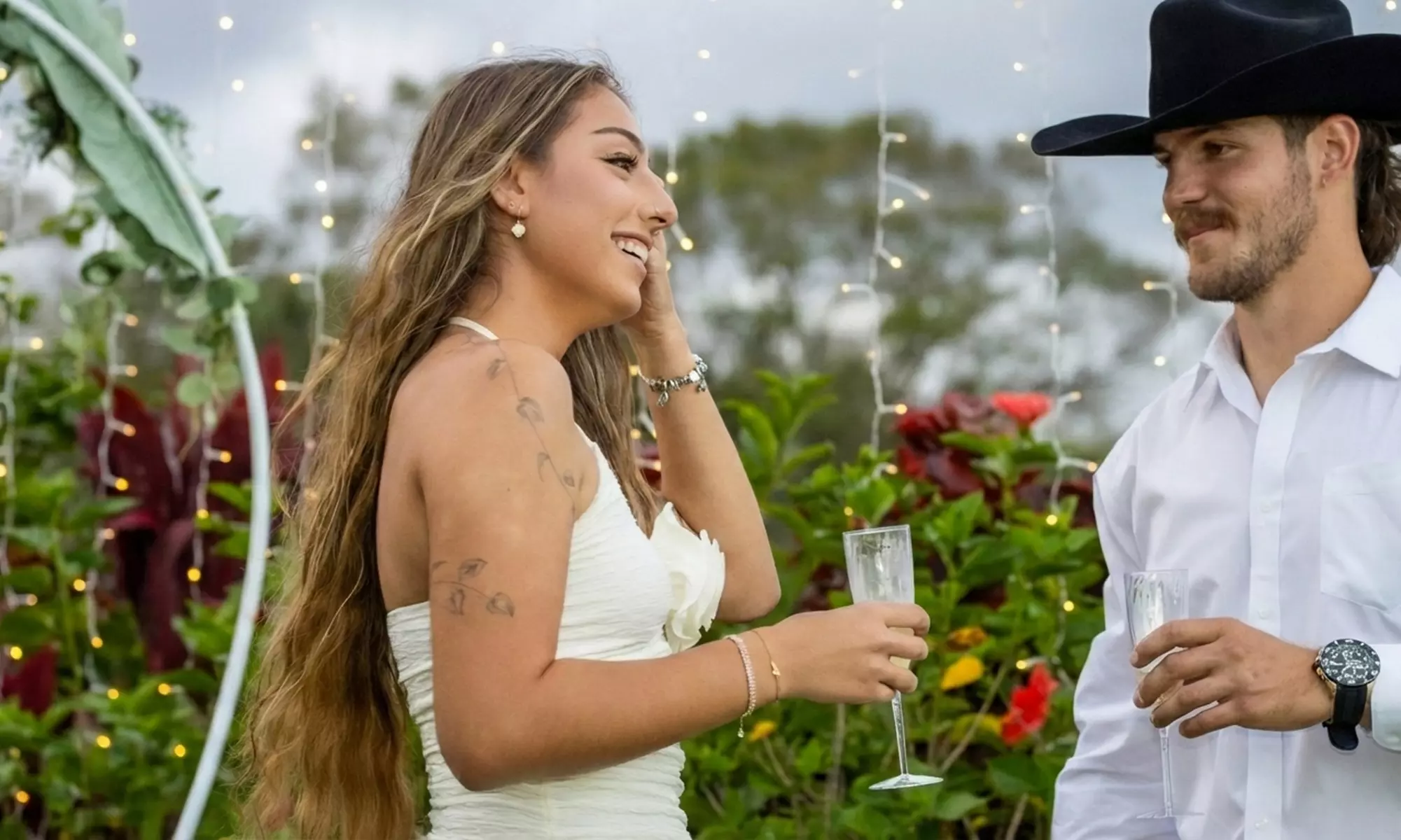 Capture Wedding Magic with Professional Photography & Online Gallery