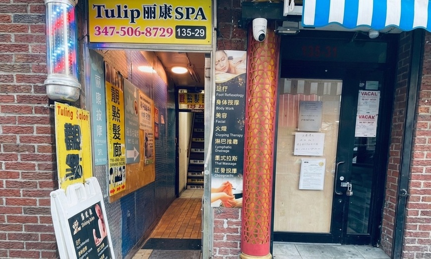 Image 4: Single or Couples 60min or 75min Massages