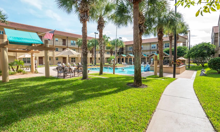 Image 17: Blue Tree Resort Hotel in Lake Buena Vista w/ Activities, Pool & Wi-Fi