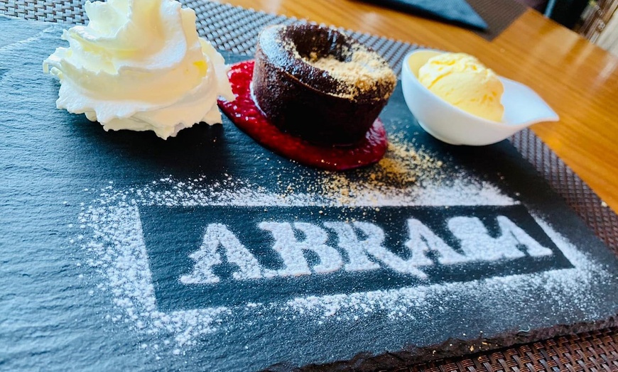 Image 3: Menú de cocina al grill para 2 o 4 con entrante, postre y bebida