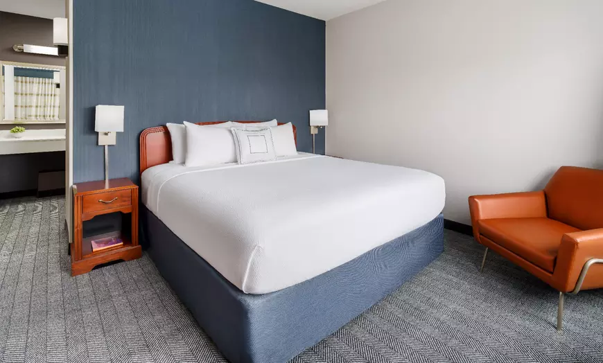 Guest Room with King Bed