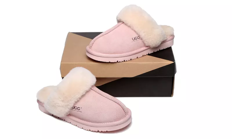 UGG Unisex Muffin Scuff Slippers
