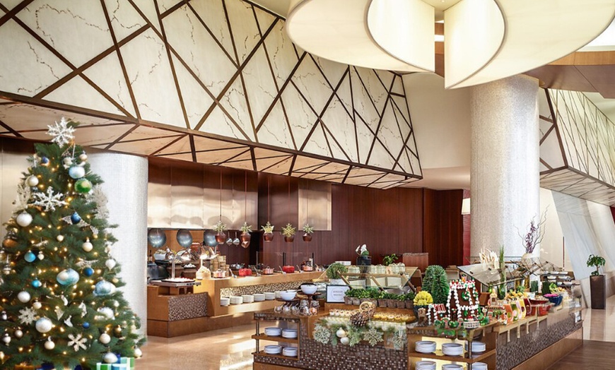 Image 5: 5* Festive Christmas Day Brunch for Child, or Adults with Beverages