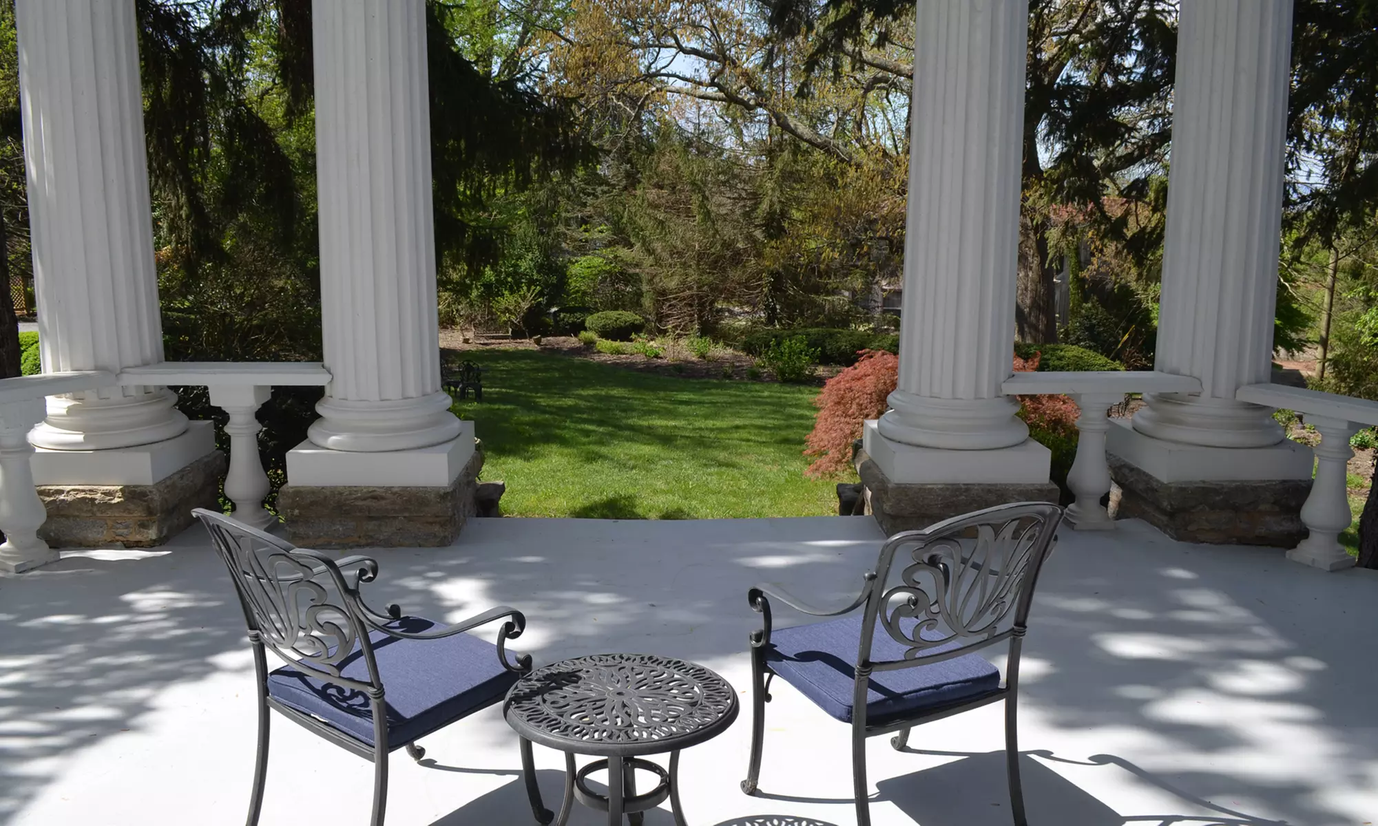 Member Pricing: Charming B&B Near Grove Park With Veranda Views