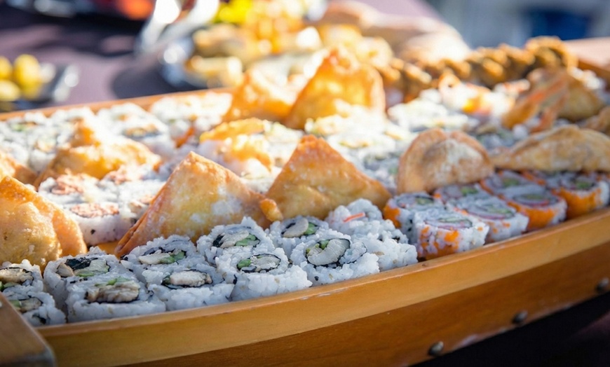Image 2: Key West Sushi & Sunset Cruise – Iconic Waterfront Views