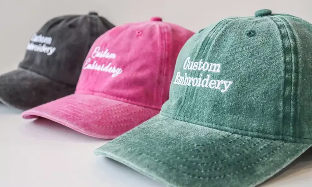 Comfortabele katoenen petten en babyhoeden met een persoonlijk tintje