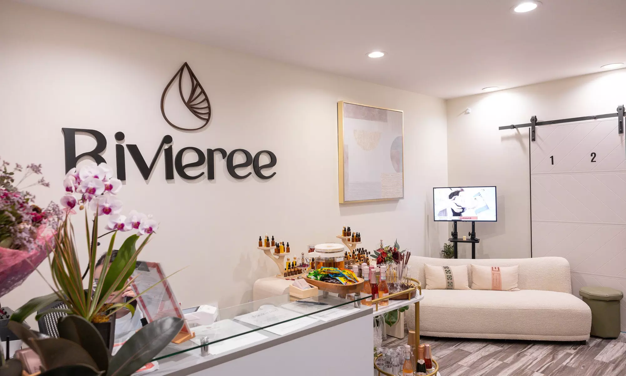 60-Min Relaxing or Premium Head & Scalp Therapy with Full Body Massage