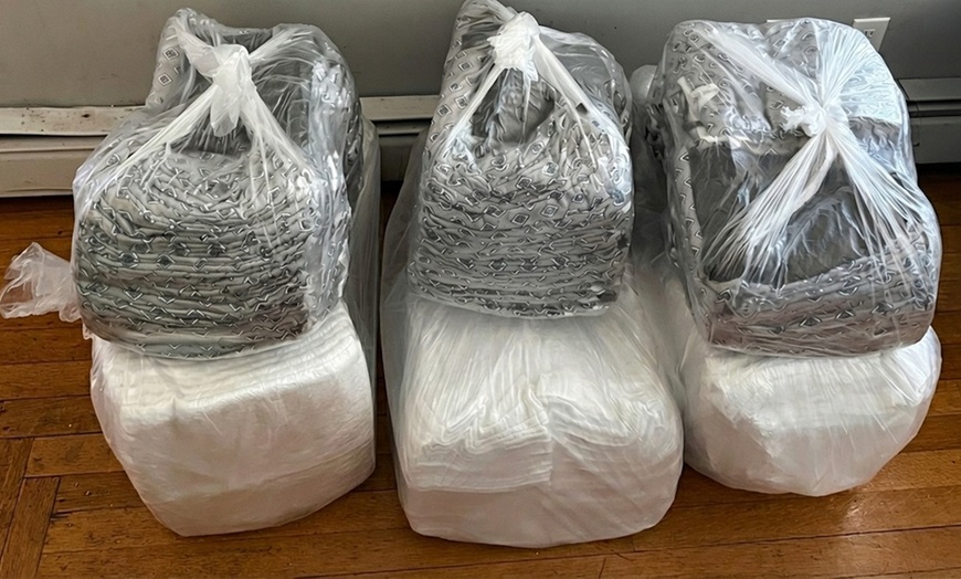 Image 3: 1, 2, or 3 Bags of Laundry | Wash, Fold + Free Pickup & Delivery
