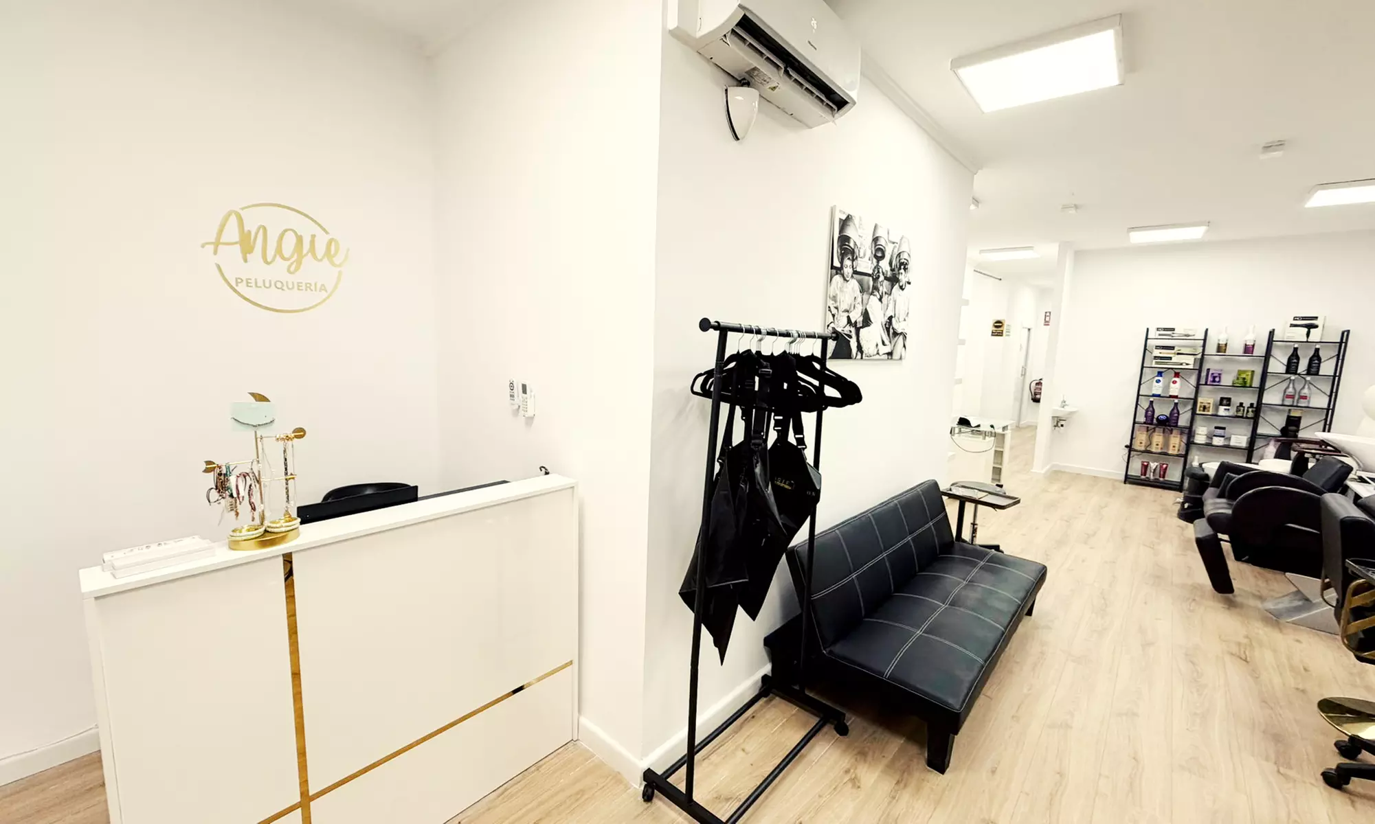 Alisado de queratina con corte de puntas para diferentes longitudes