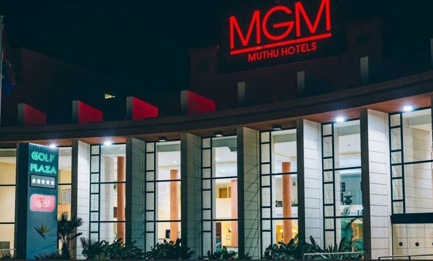 Image 4: Daypass con almuerzo, bebidas ilimitadas y opción a cama balinesa