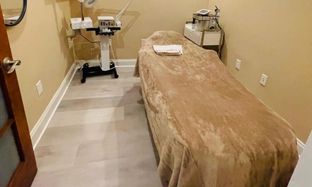 One Full Underarm Wax - Rubyz Salon And Spa