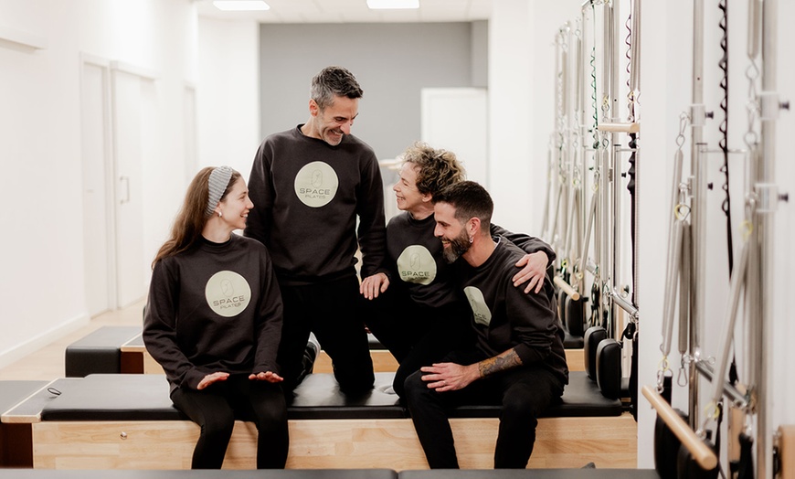 Image 5: 2 o 4 clases de pilates en máquina con grupo reducido para 1