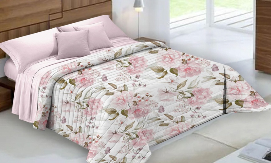 Image 19: Trapuntino estivo in microfibra