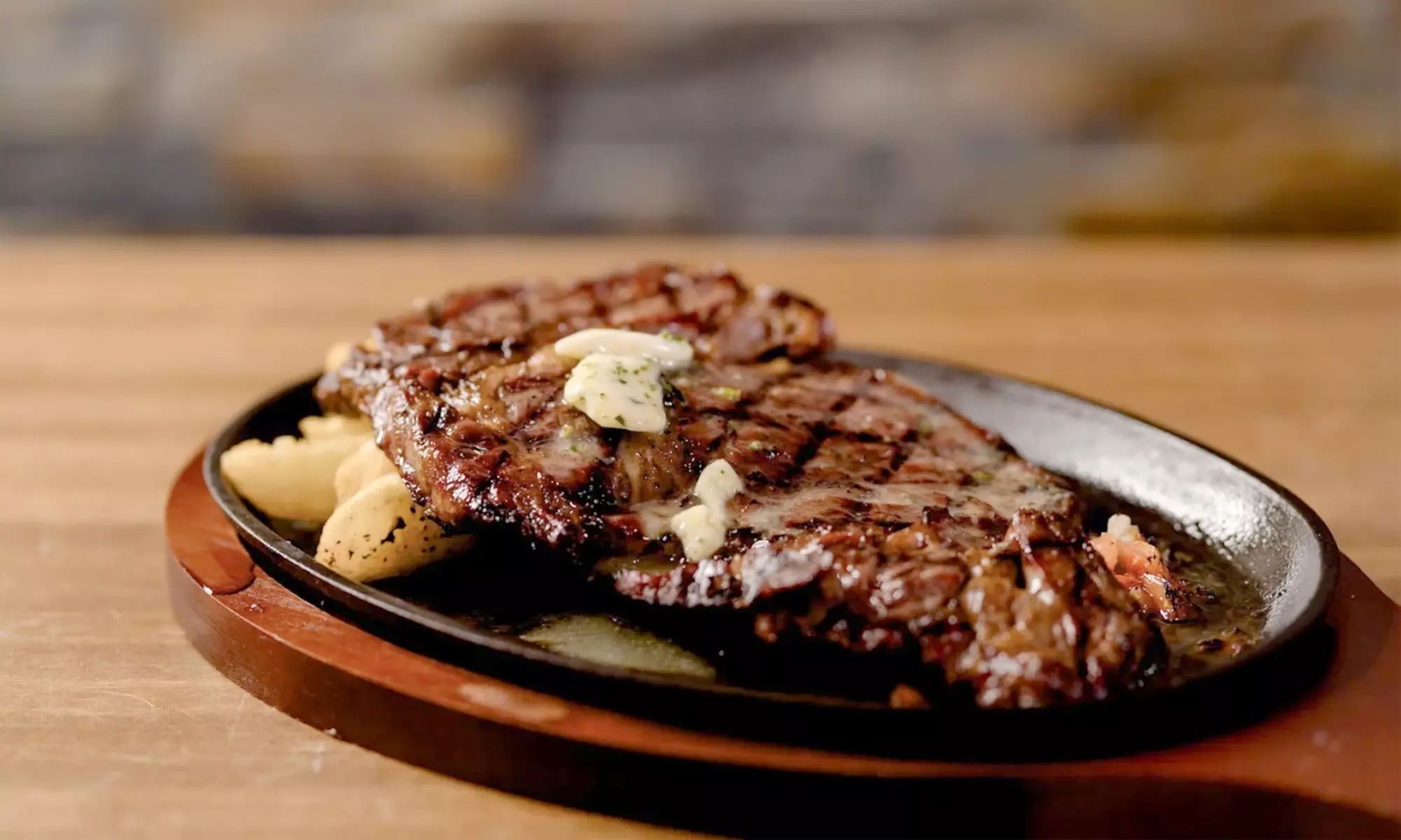 Steak Dinner with Dessert and Cocktails or $50 or $100 Dining Credit 