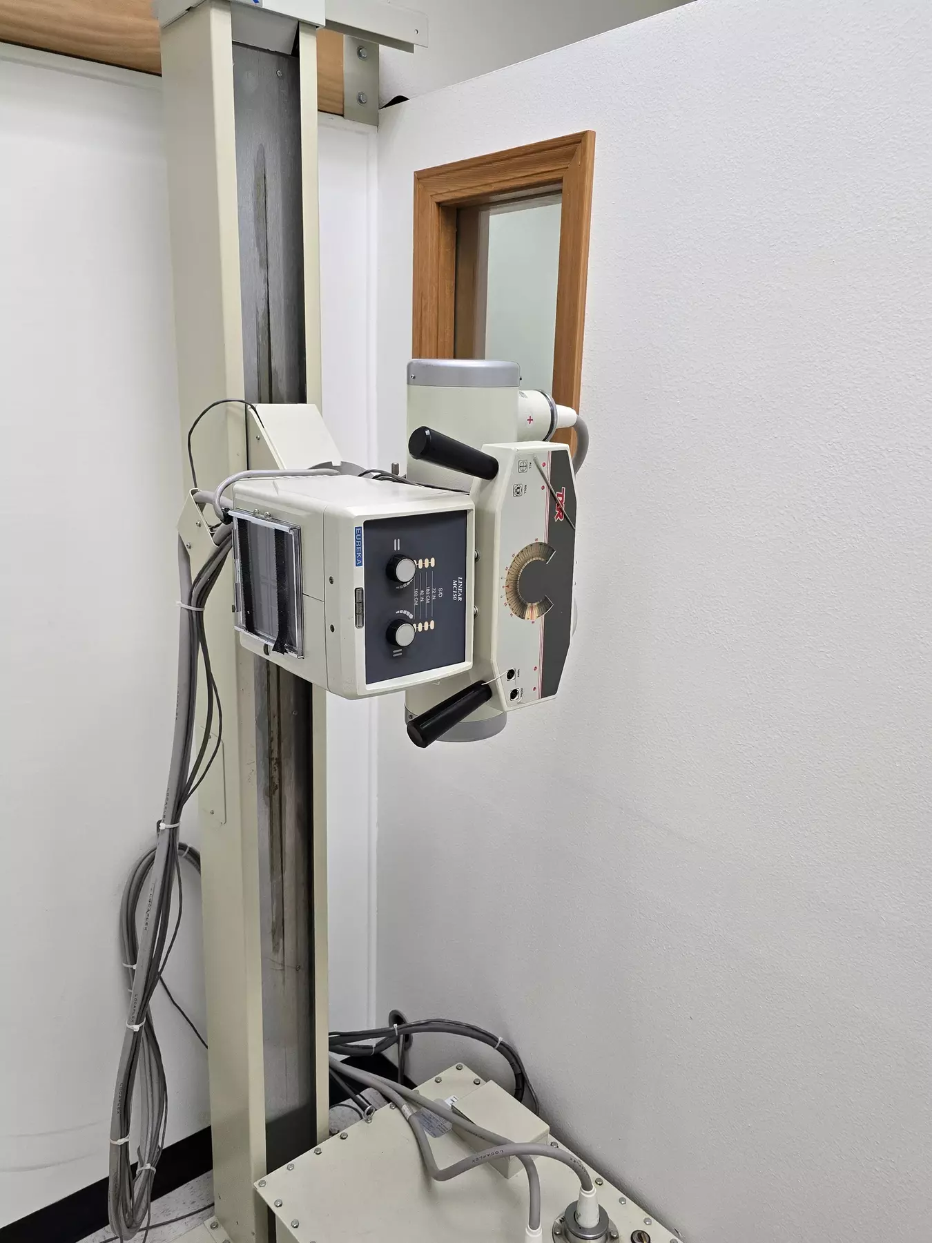 Chiro Pain Relief Package: Consultation, Exam, X-Rays & Adjustments