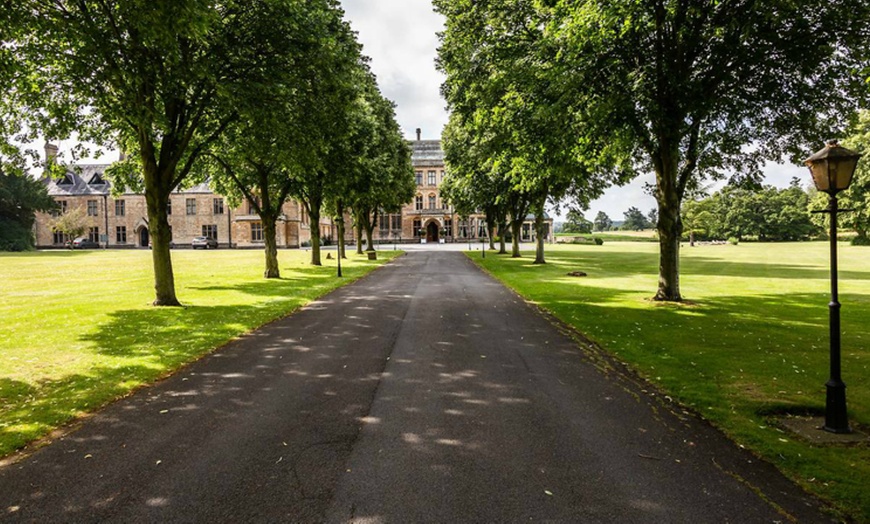 Image 5: Warwickshire: 4* Double Room with Breakfast and Spa for 2